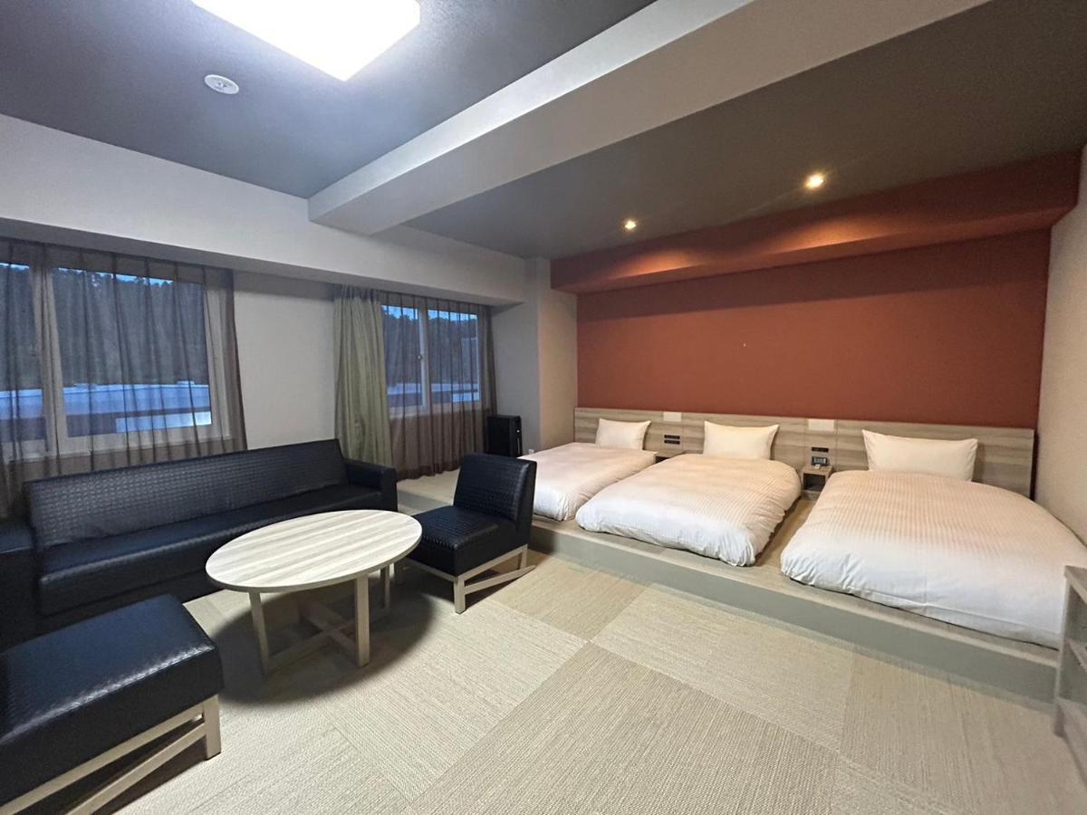 Hotel Route Inn Grand Chichibu Ngoại thất bức ảnh